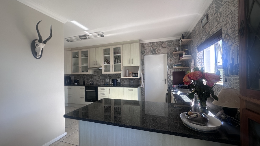 2 Bedroom Property for Sale in Lovemore Heights Estate Eastern Cape